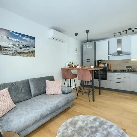 Luxury Niko Апартаменты Банджоле